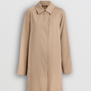 Burberry Trench coat in beige color